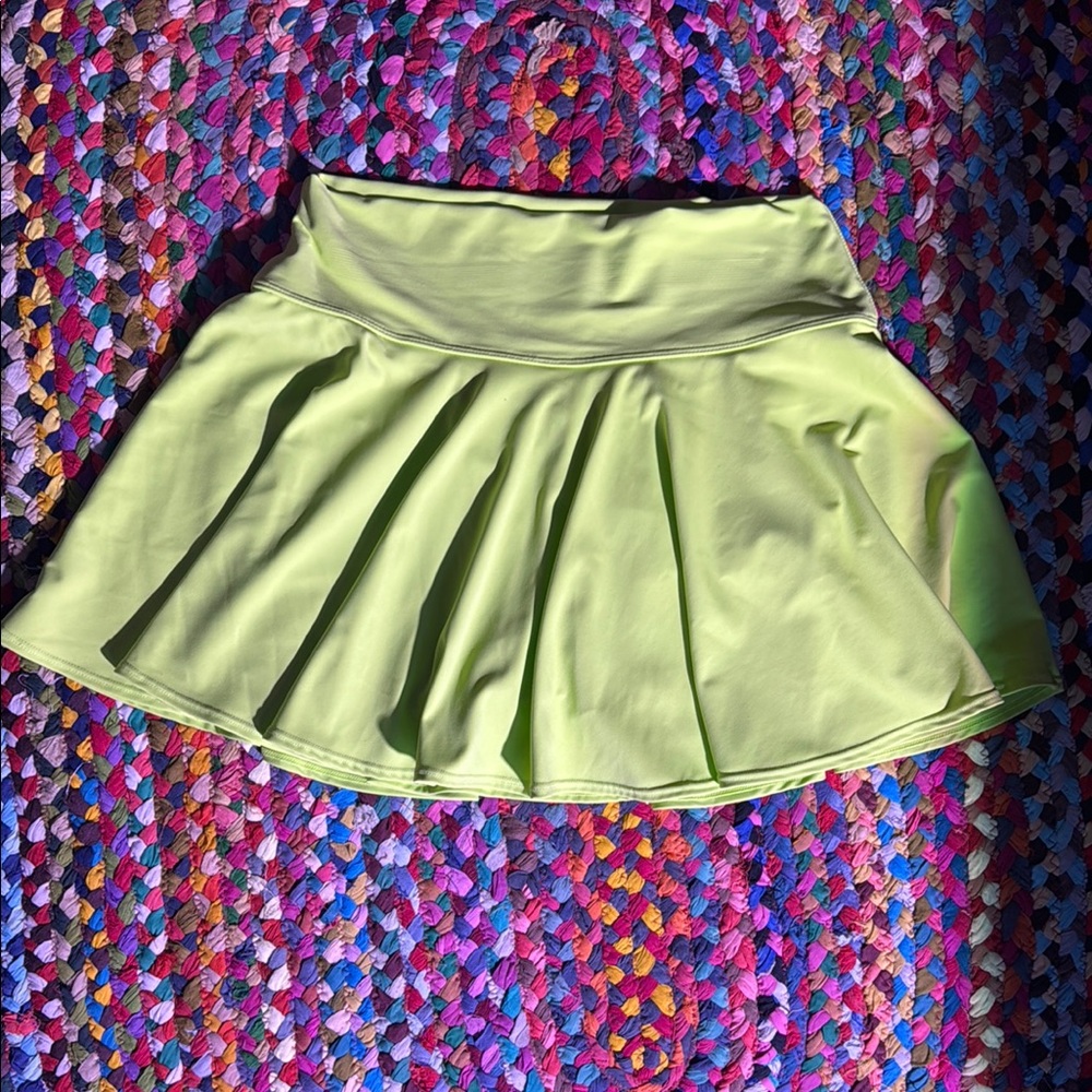 Green Mini Skort with Pleats for Athletic Style